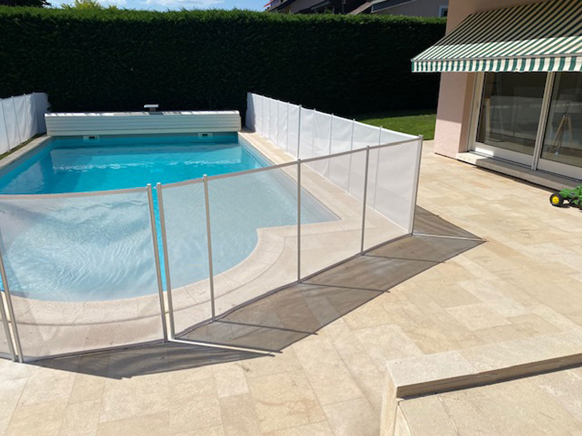 Protéger votre piscine avec les barrières BEETHOVEN 
